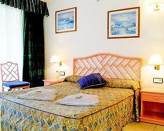 Apartment Aparthotel Ona Novelty Salou